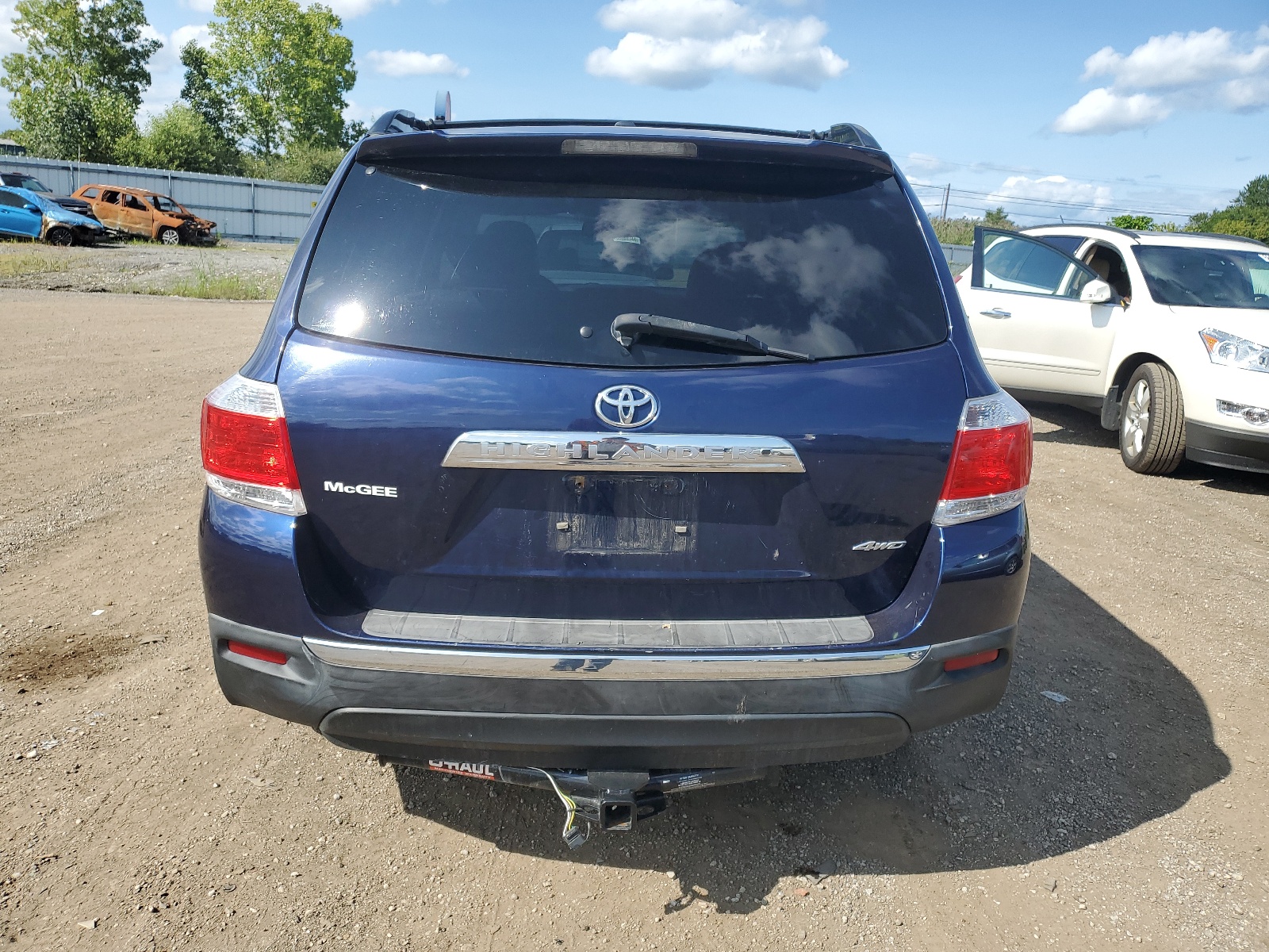 5TDBK3EH9BS088405 2011 Toyota Highlander Base
