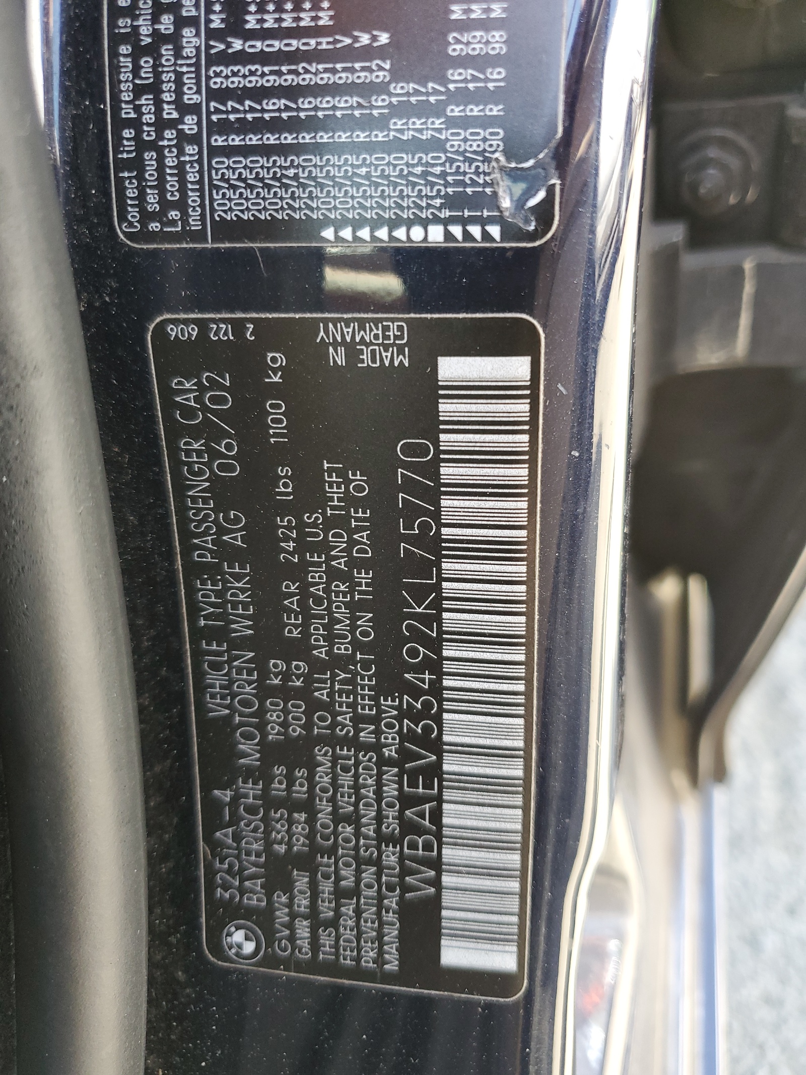 WBAEV33492KL75770 2002 BMW 325 I