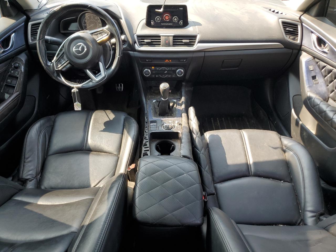 2018 Mazda 3 Touring VIN: 3MZBN1V31JM223498 Lot: 63068534