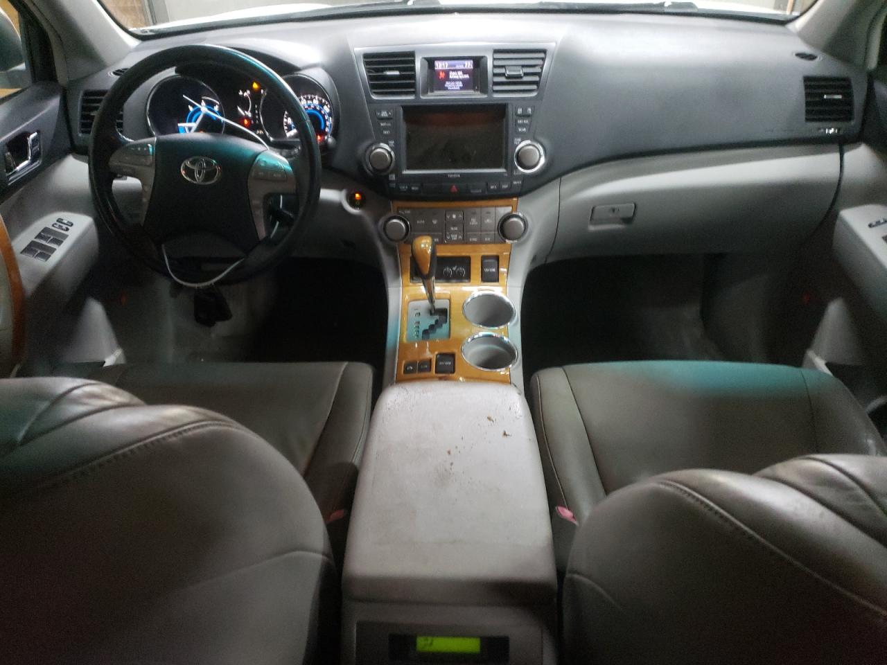 2008 Toyota Highlander Hybrid Limited VIN: JTEEW44A982022461 Lot: 64910934