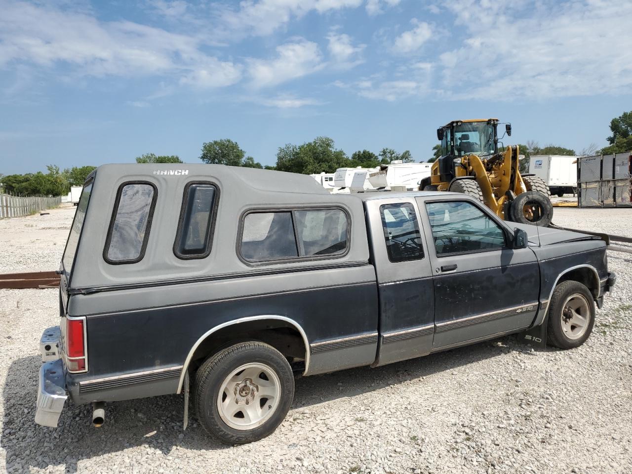 1992 Chevrolet S-10 Pickup - Image 3