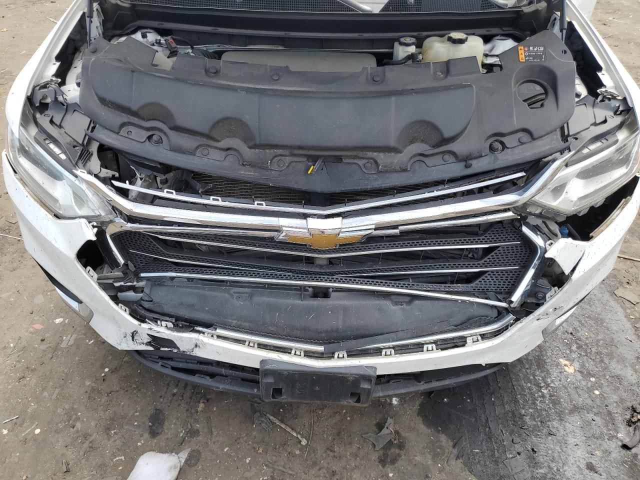 1GNEVGKW5JJ184162 2018 Chevrolet Traverse Lt