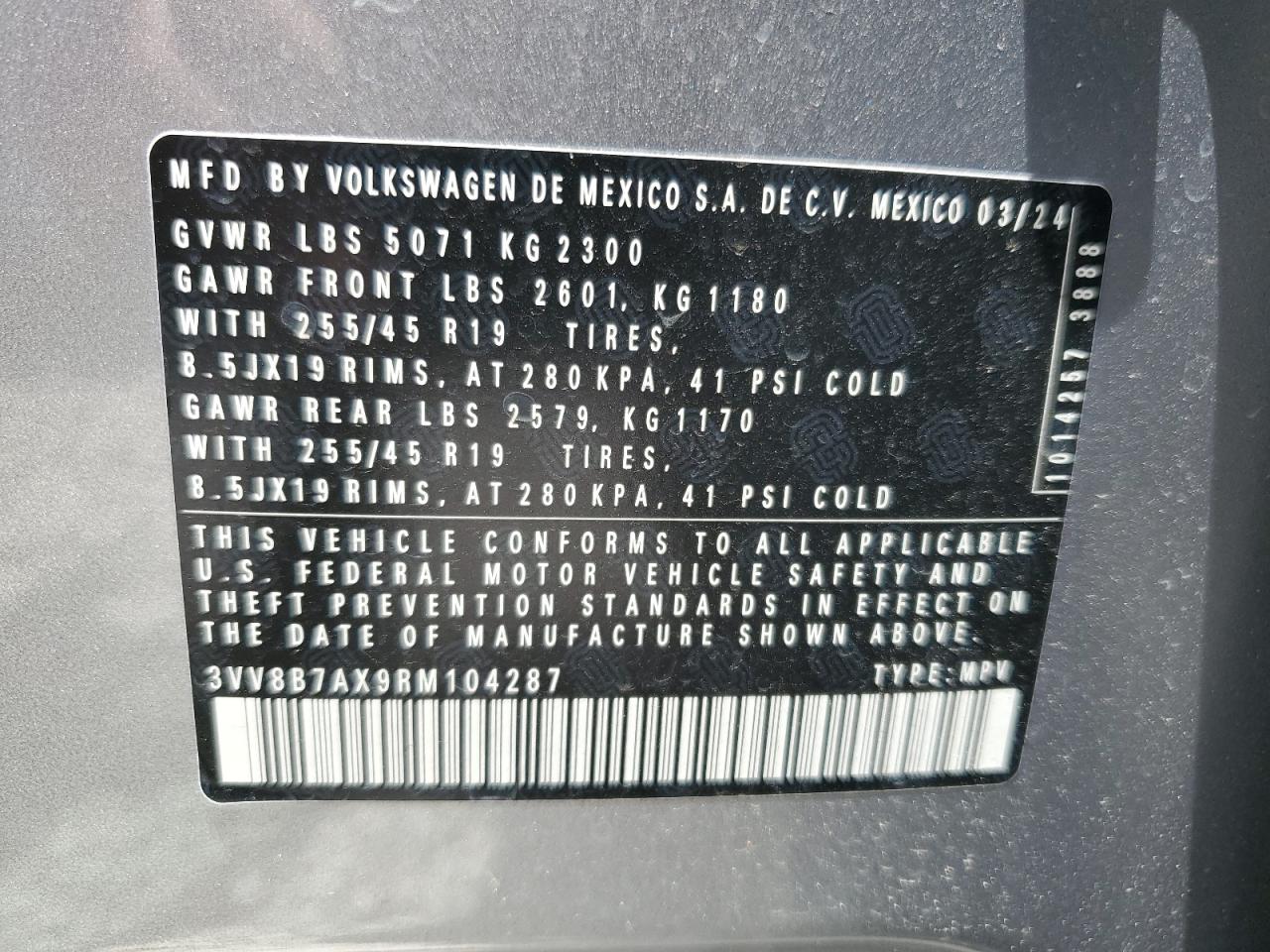 3VV8B7AX9RM104287 2024 Volkswagen Tiguan Se R-Line Black