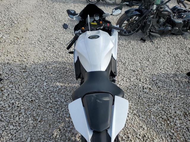  YAMAHA YZFR7 2023 Белый