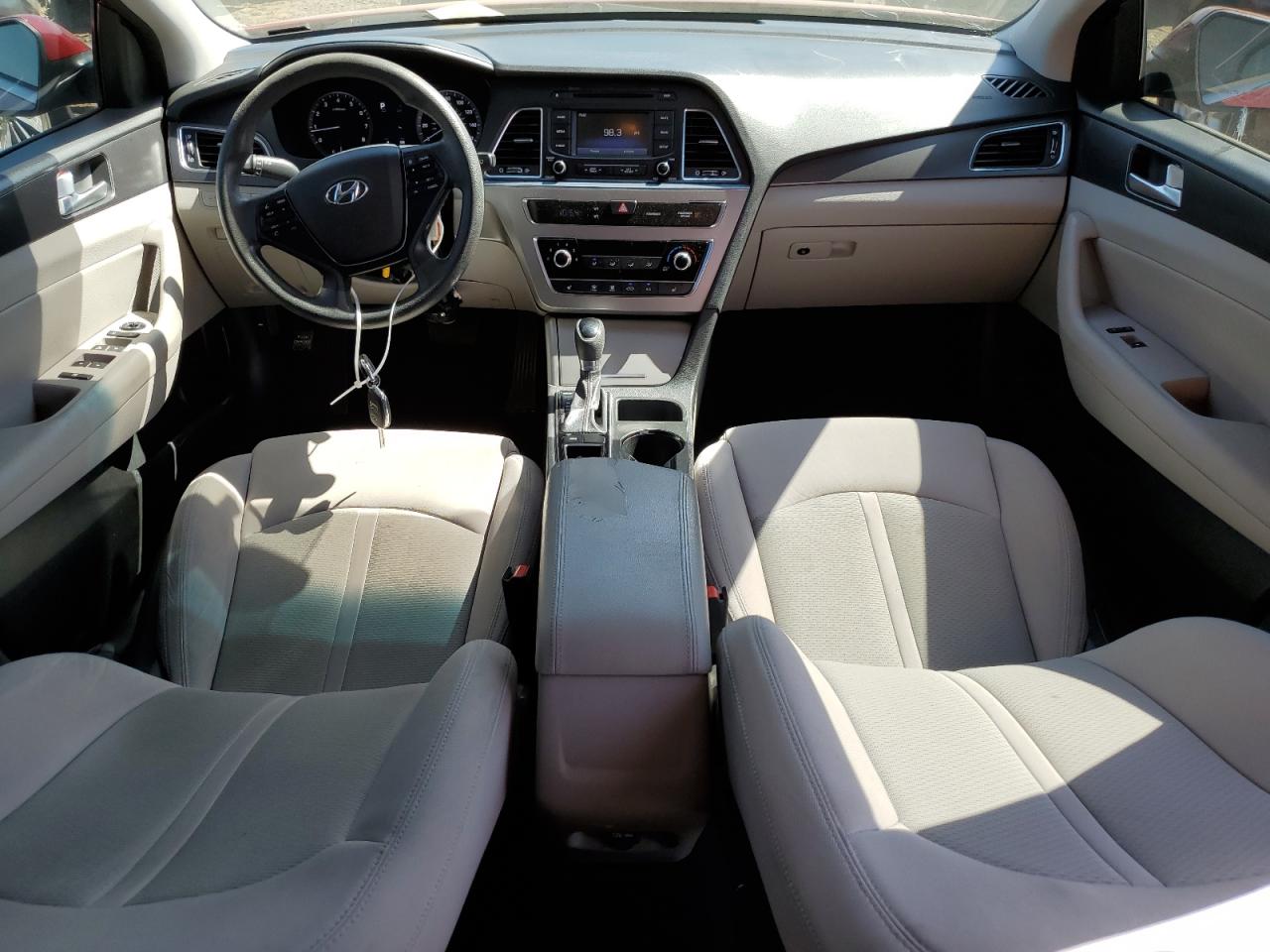 2015 Hyundai Sonata - Image 8
