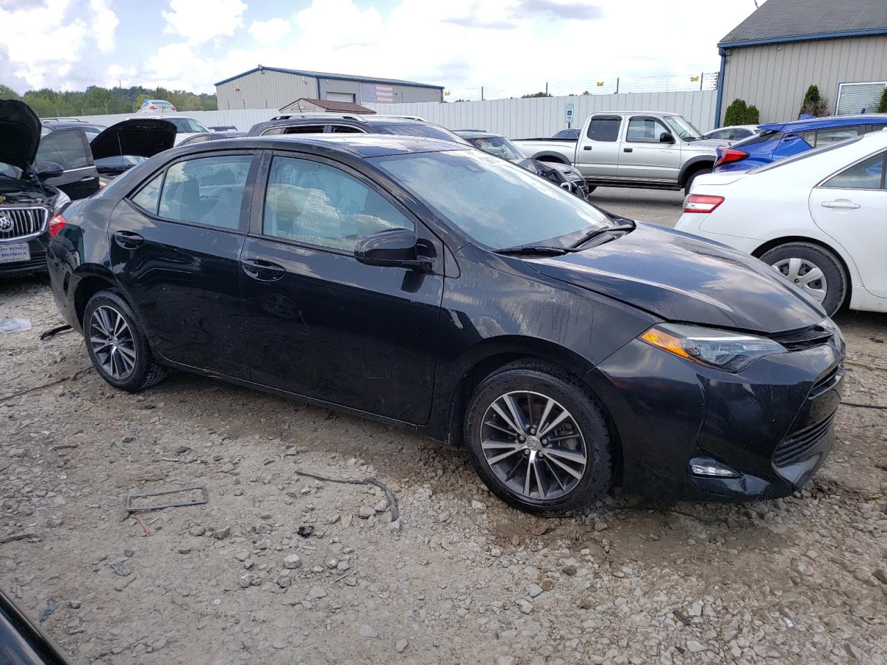 VIN 2T1BURHE3JC065286 2018 TOYOTA COROLLA no.4