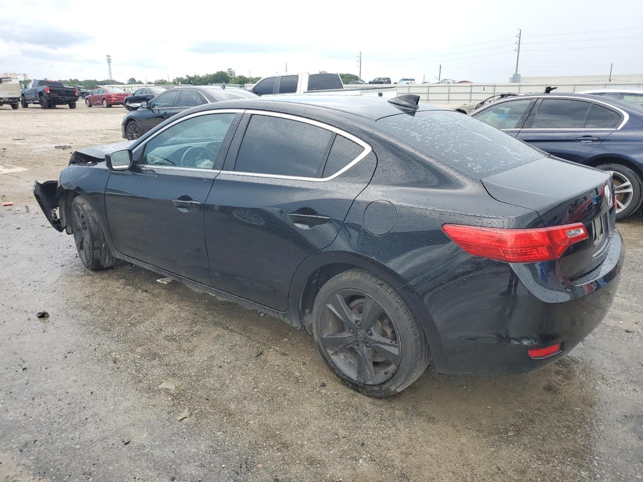 VIN 19VDE1F30FE006190 2015 ACURA ILX no.2