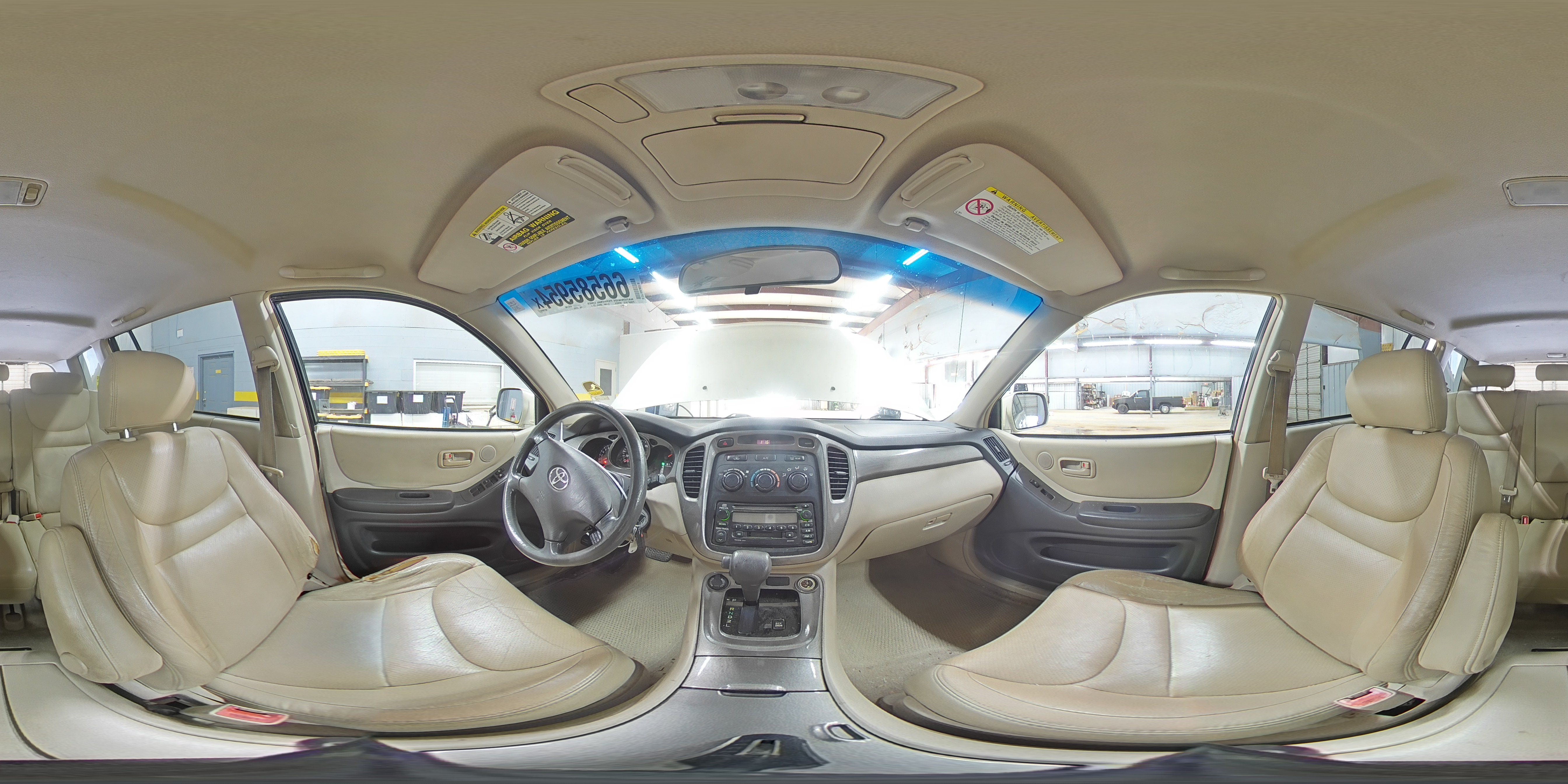 2003 Toyota Highlander - Image 13