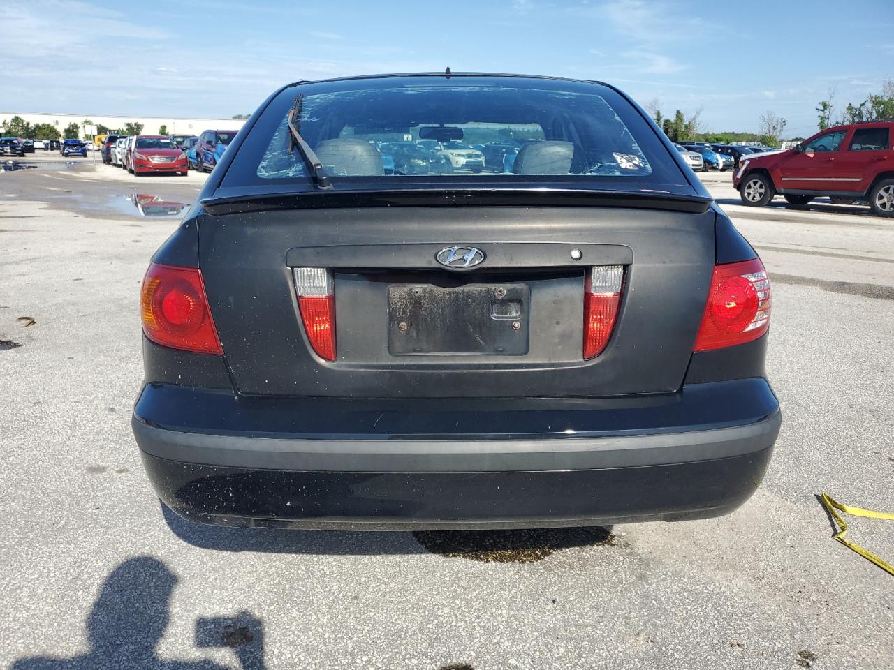 2005 Hyundai Elantra Gls VIN: KMHDN56D95U138352 Lot: 68611354