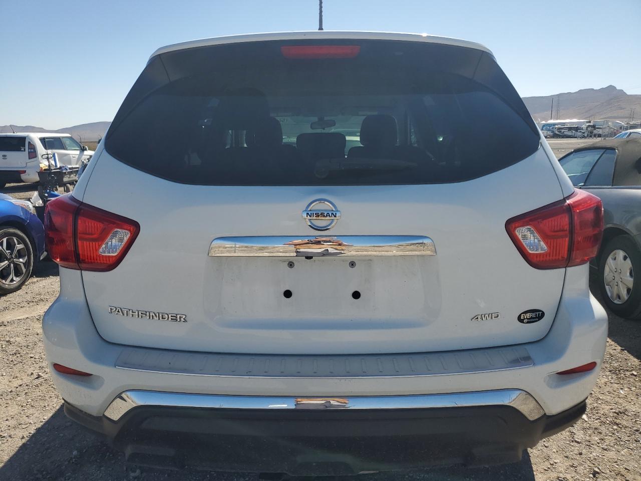 2017 Nissan Pathfinder S VIN: 5N1DR2MM8HC611982 Lot: 66951404