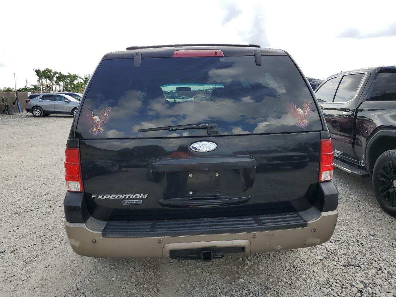 2004 Ford Expedition Eddie Bauer VIN: 1FMRU17W64LB10496 Lot: 66277074