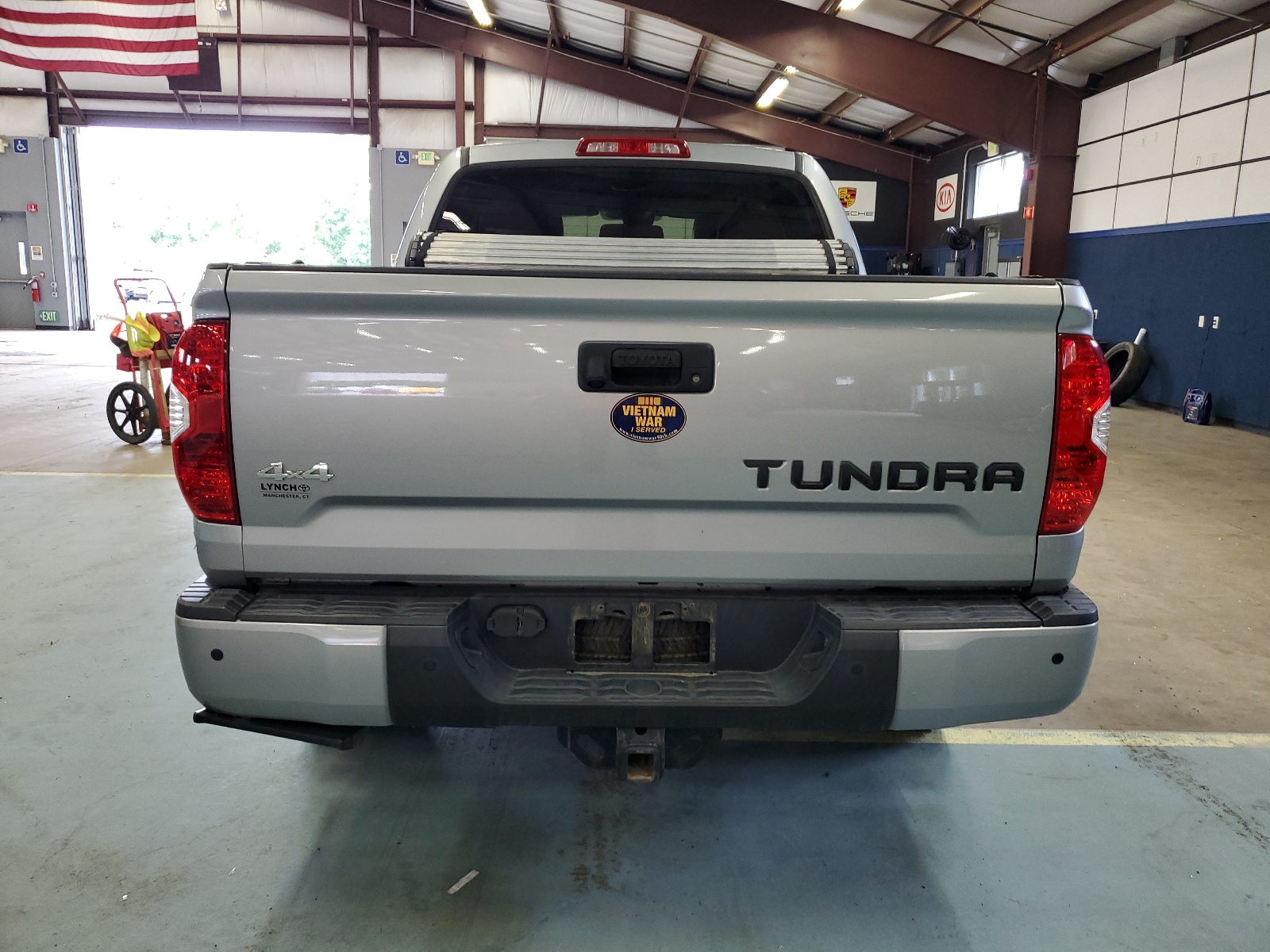 5TFAY5F1XJX750783 2018 Toyota Tundra Crewmax 1794