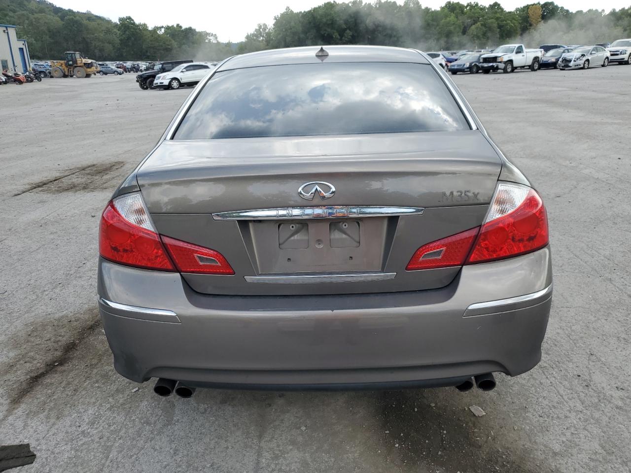 2009 Infiniti M - Image 6