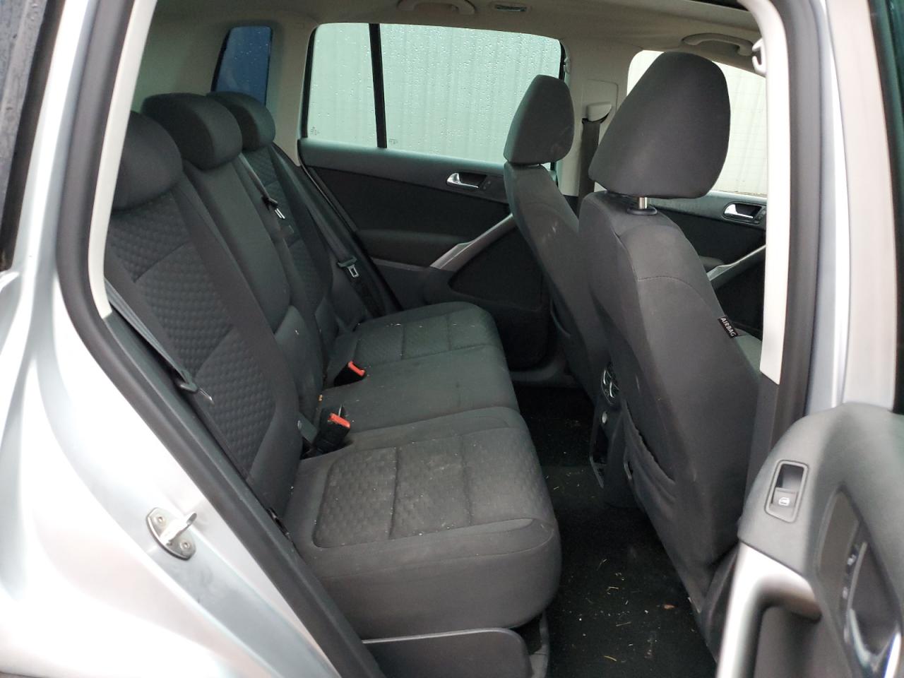 WVGBV75N59W527769 2009 Volkswagen Tiguan Se