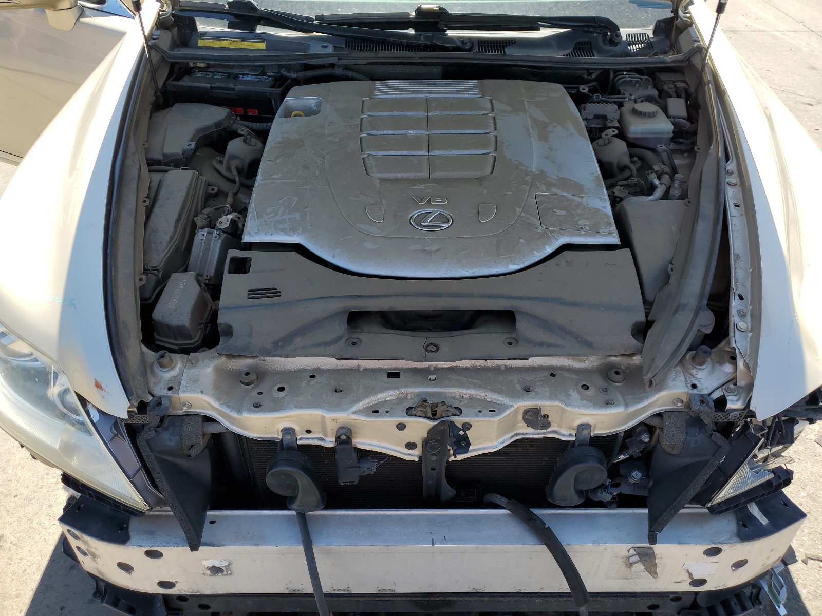 JTHCL5EF2A5004715 2010 Lexus Ls 460