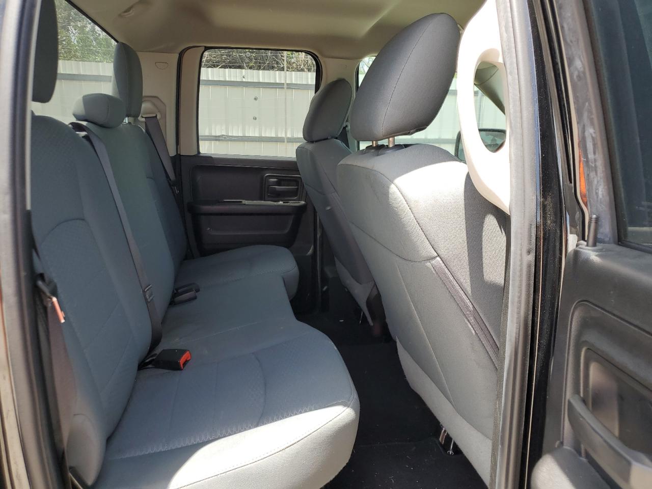 2019 Ram 1500 Classic Tradesman VIN: 1C6RR6FG9KS704930 Lot: 65772554