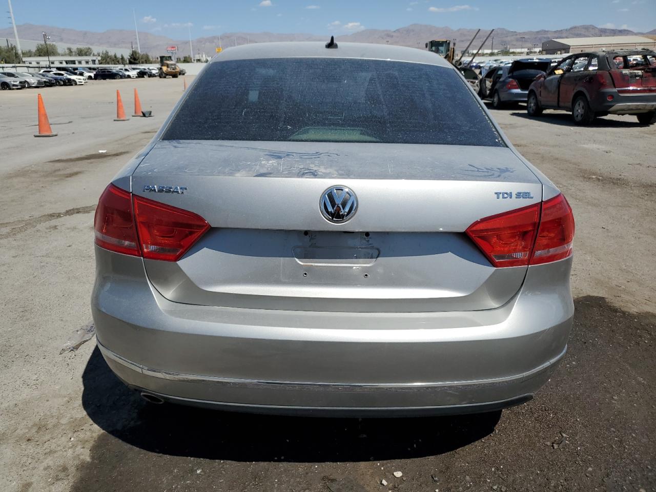 2014 Volkswagen Passat Sel VIN: 1VWCN7A3XEC047622 Lot: 69341524