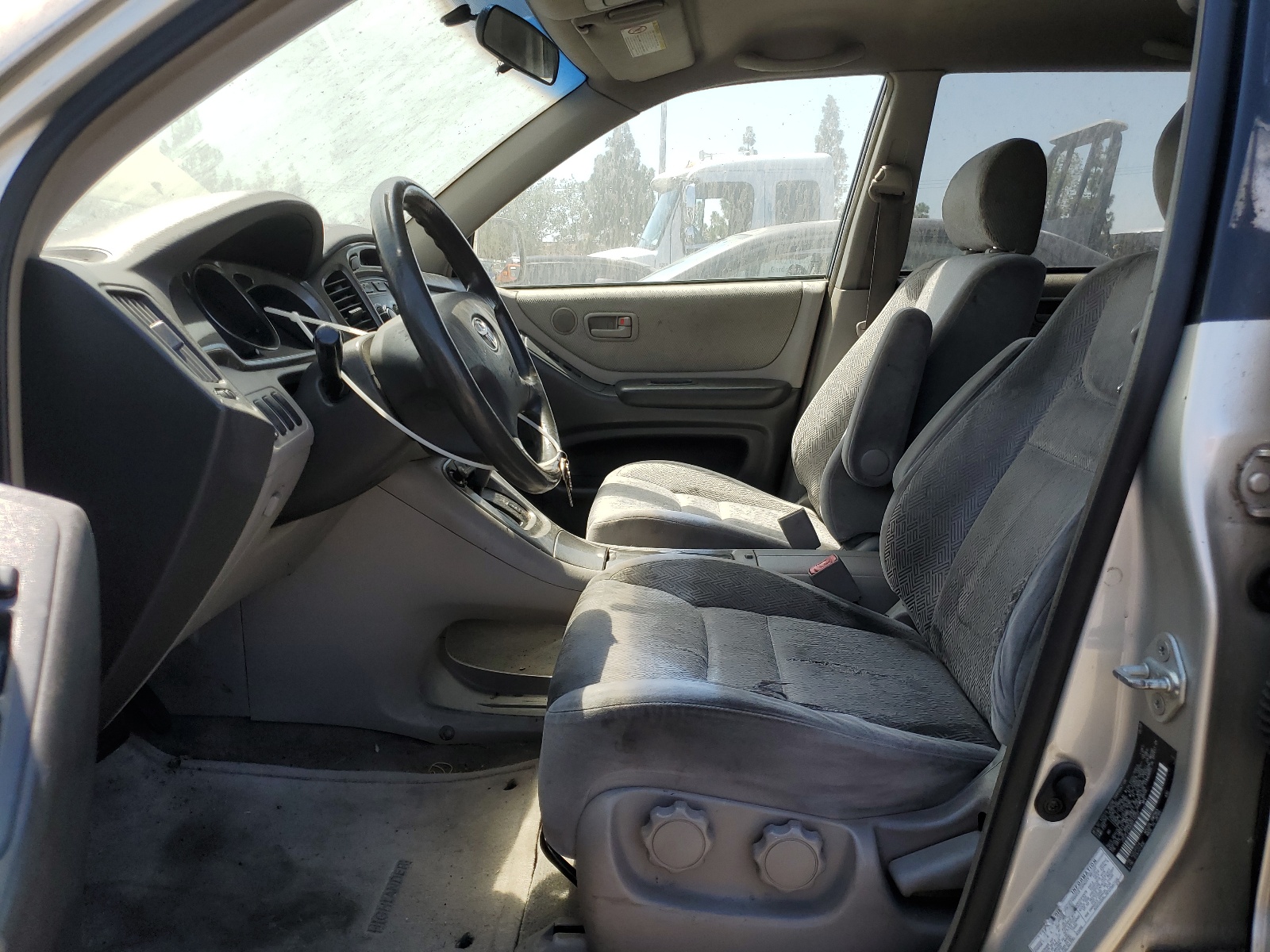 JTEGF21A430110727 2003 Toyota Highlander Limited