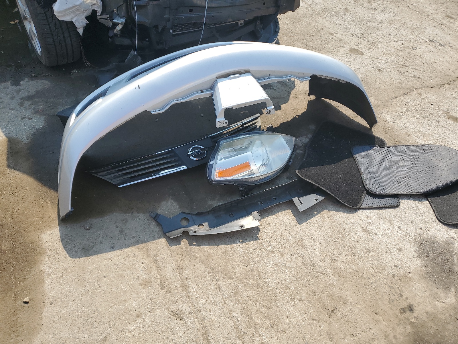 3N1BC13E39L485413 2009 Nissan Versa S