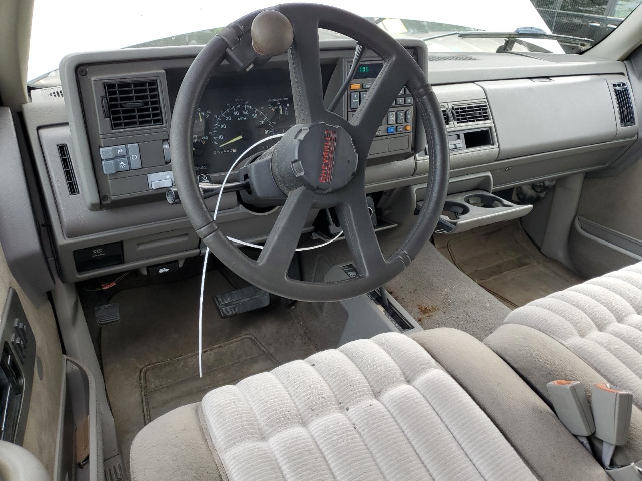 1994 Chevrolet Gmt-400 K2500 VIN: 2GCFK29K5R1167752 Lot: 68323644