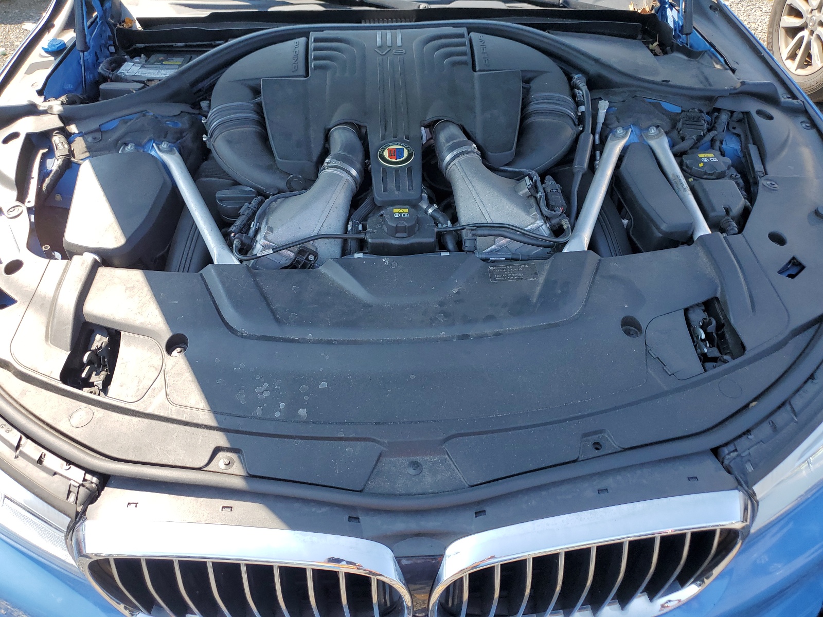 2018 BMW Alpina B7 vin: WBA7F2C54JG856438