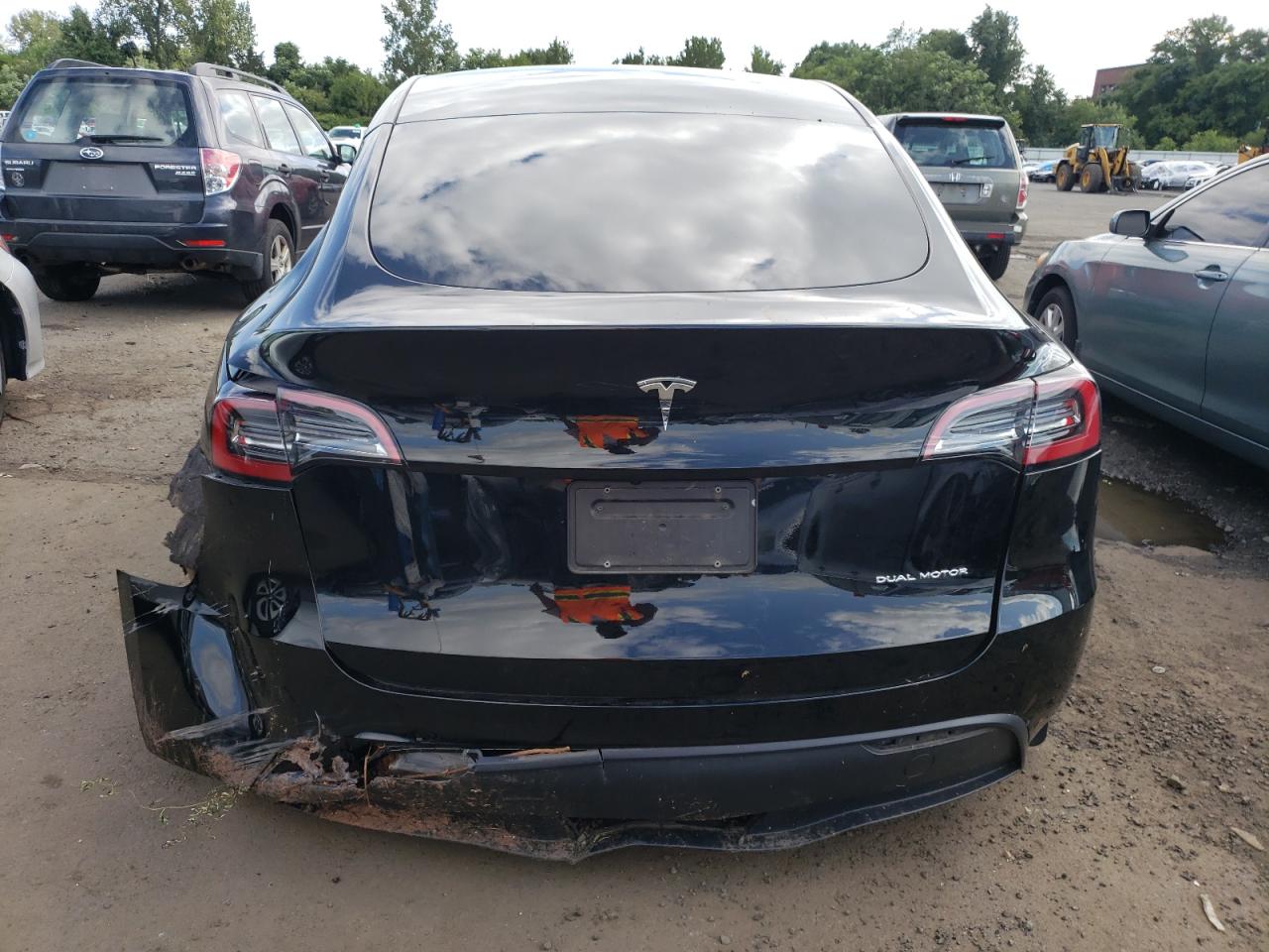 2023 Tesla Model Y VIN: 7SAYGAEE8PF959024 Lot: 68232424