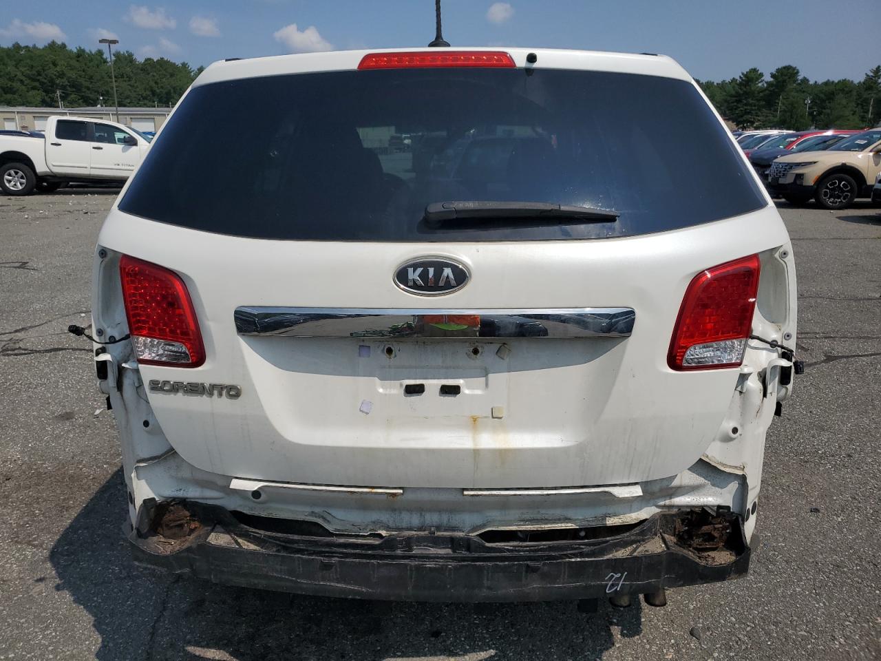 5XYKT3A16CG228608 2012 Kia Sorento Base