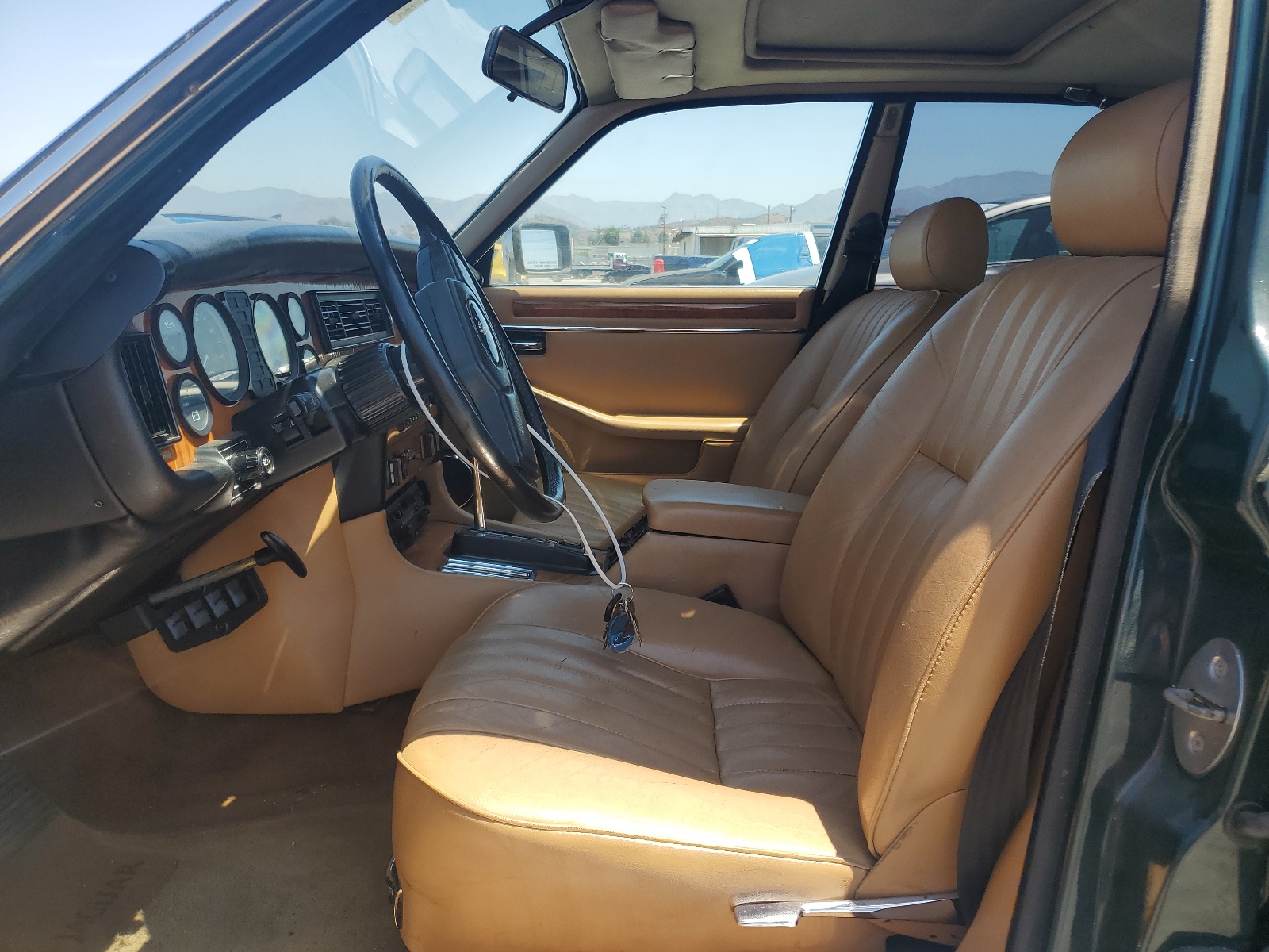 SAJAV134XGC434706 1986 Jaguar Xj6