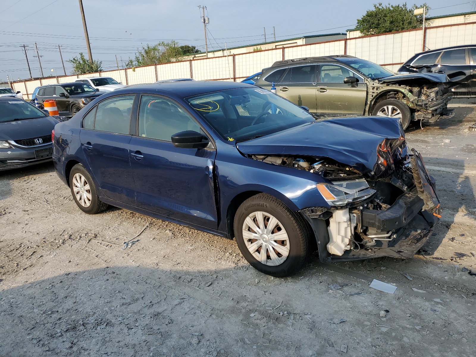 2013 Volkswagen Jetta Base vin: 3VW2K7AJ8DM369644