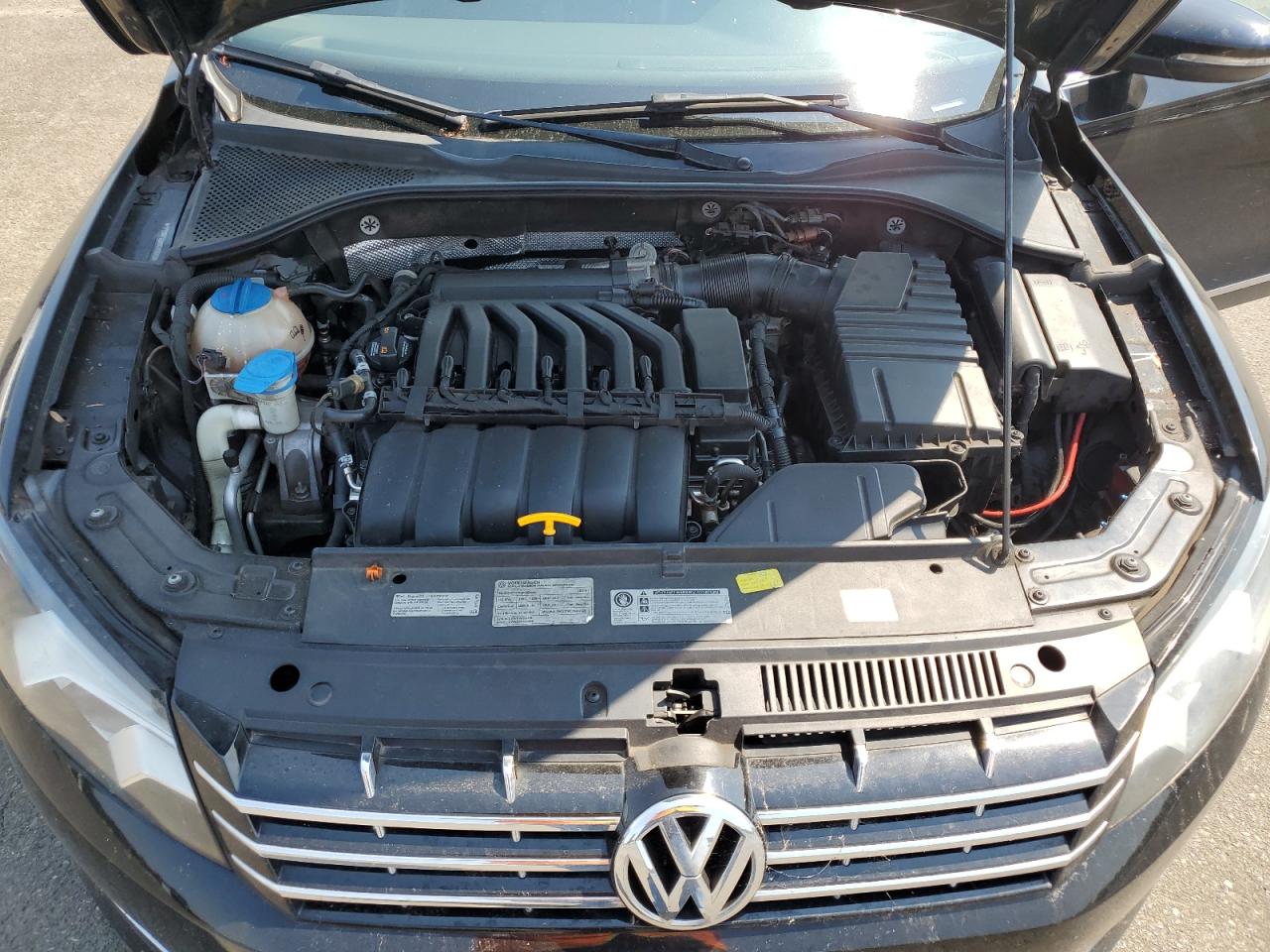 2012 Volkswagen Passat Sel VIN: 1VWCM7A39CC065562 Lot: 66571014