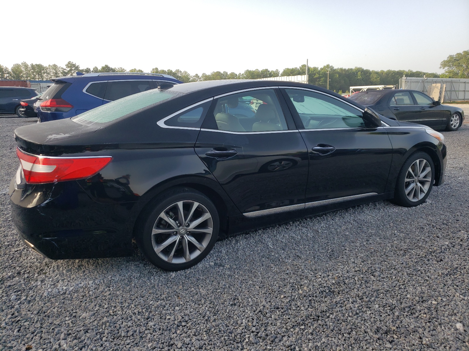 2016 Hyundai Azera vin: KMHFG4JG5GA518615