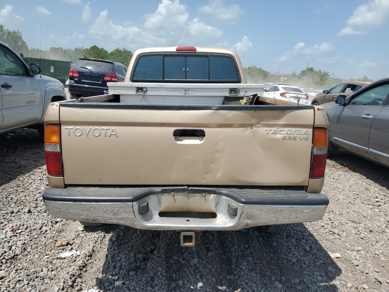 2000 Toyota Tacoma Xtracab VIN: 4TAWN72N8YZ586639 Lot: 65382534