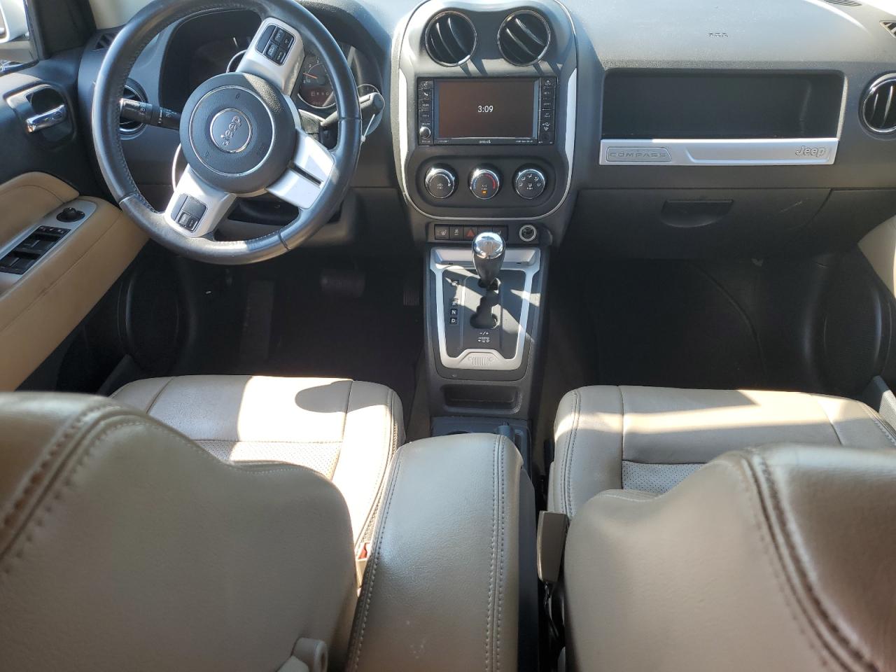 2016 Jeep Compass Latitude VIN: 1C4NJDEBXGD725452 Lot: 65764454