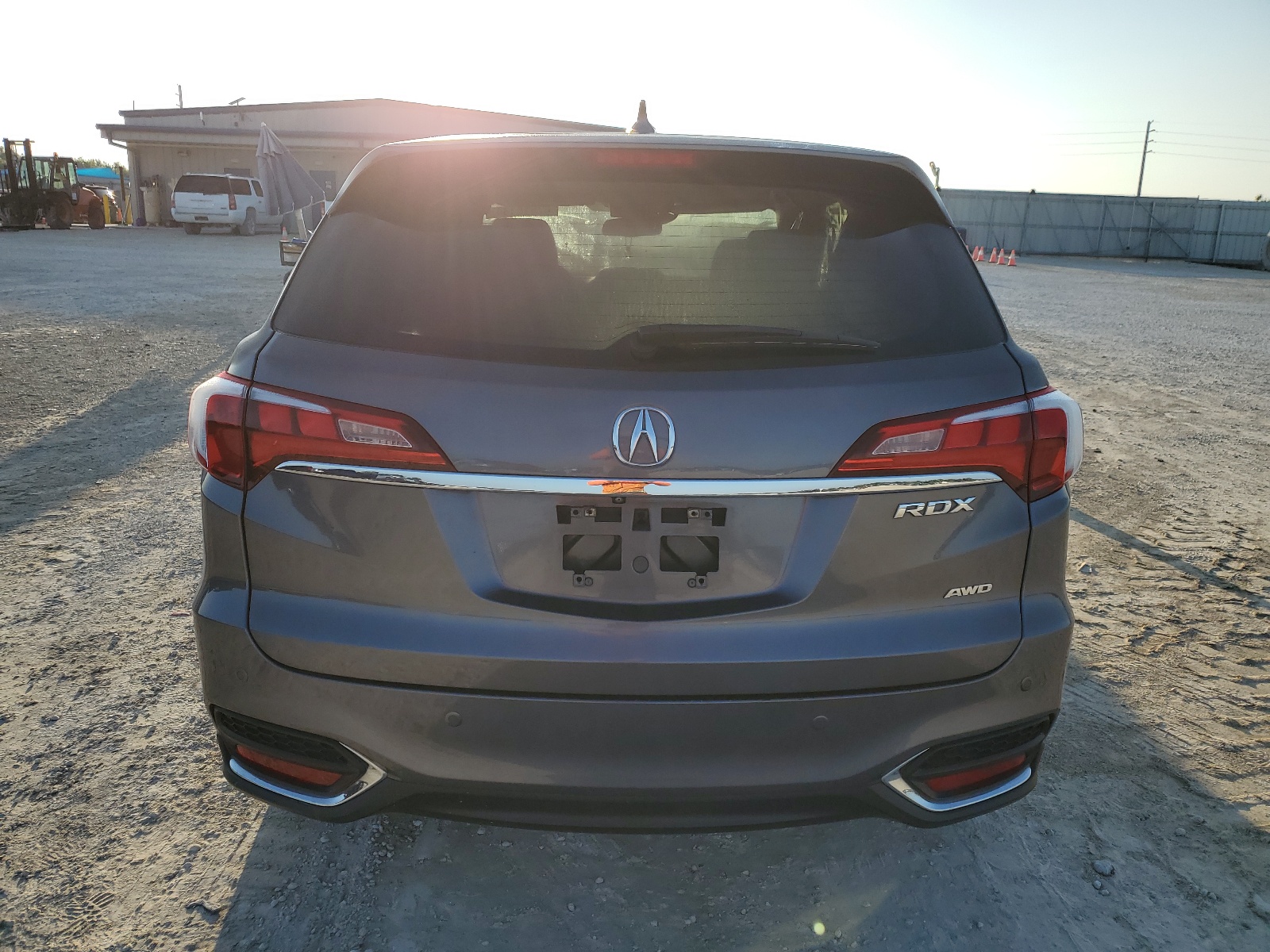 5J8TB4H72HL018589 2017 Acura Rdx Advance