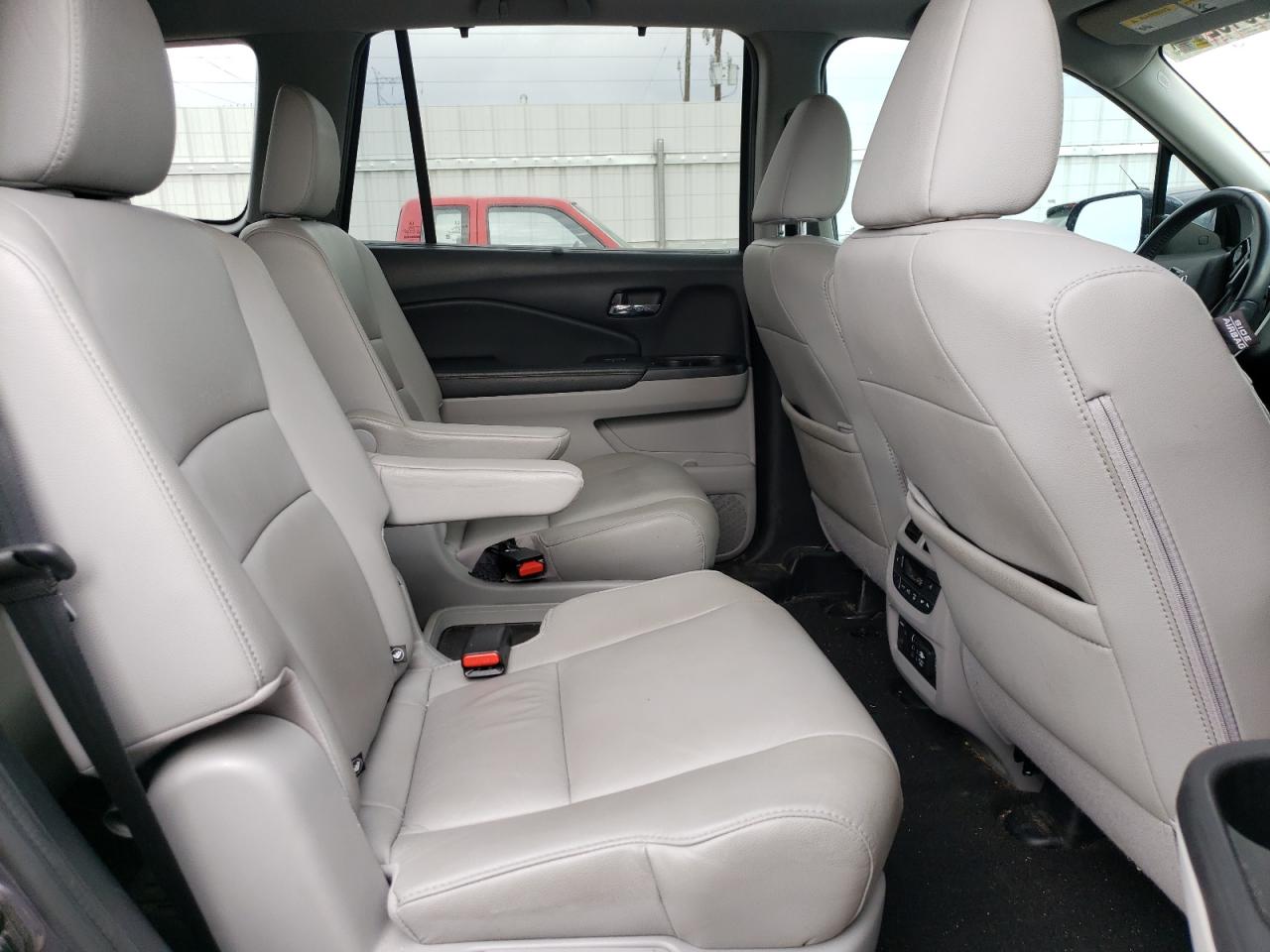 2019 Honda Pilot Touring VIN: 5FNYF6H64KB023640 Lot: 68645214