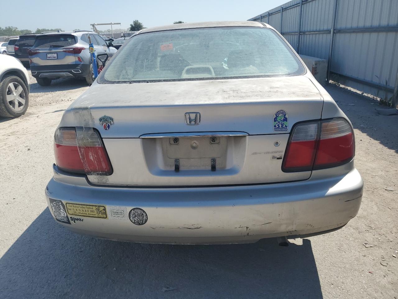 1997 Honda Accord Lx VIN: 1HGCD5631VA250463 Lot: 68991994