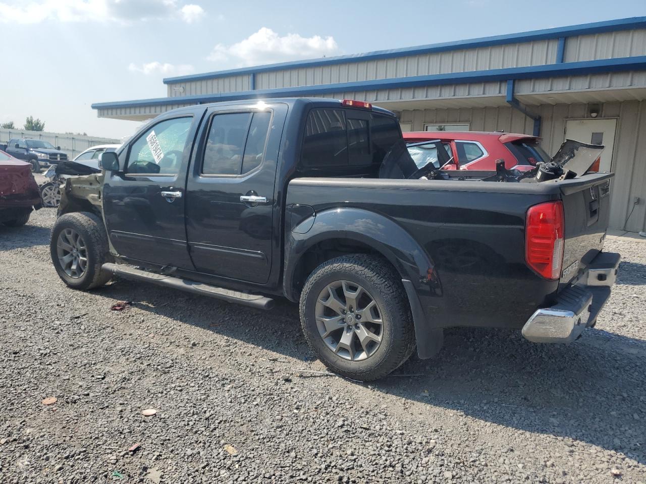 1N6AD0EV1KN745064 2019 NISSAN NAVARA - Image 2