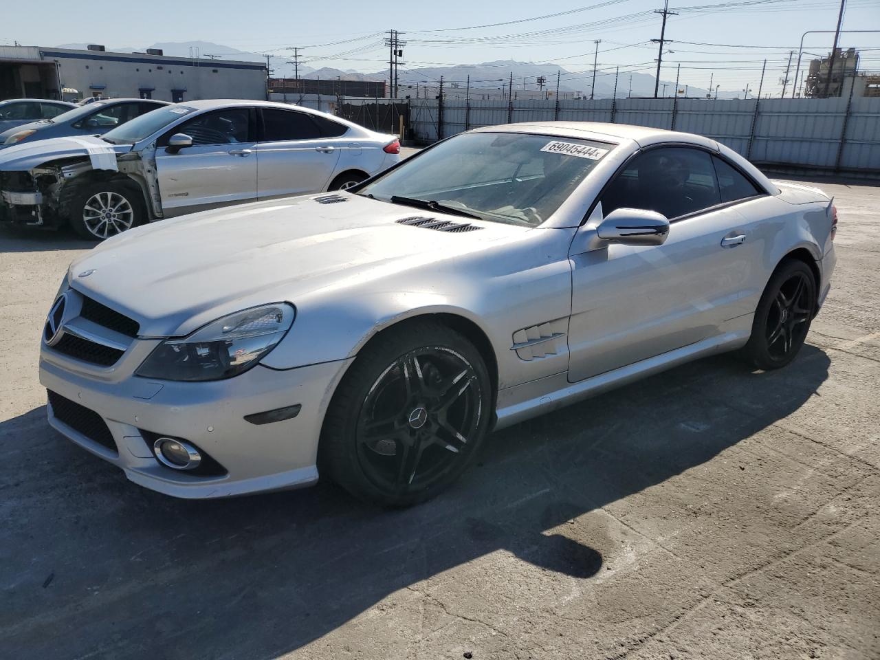2009 Mercedes-Benz Sl 550 for Sale in Sun Valley, CA - Side