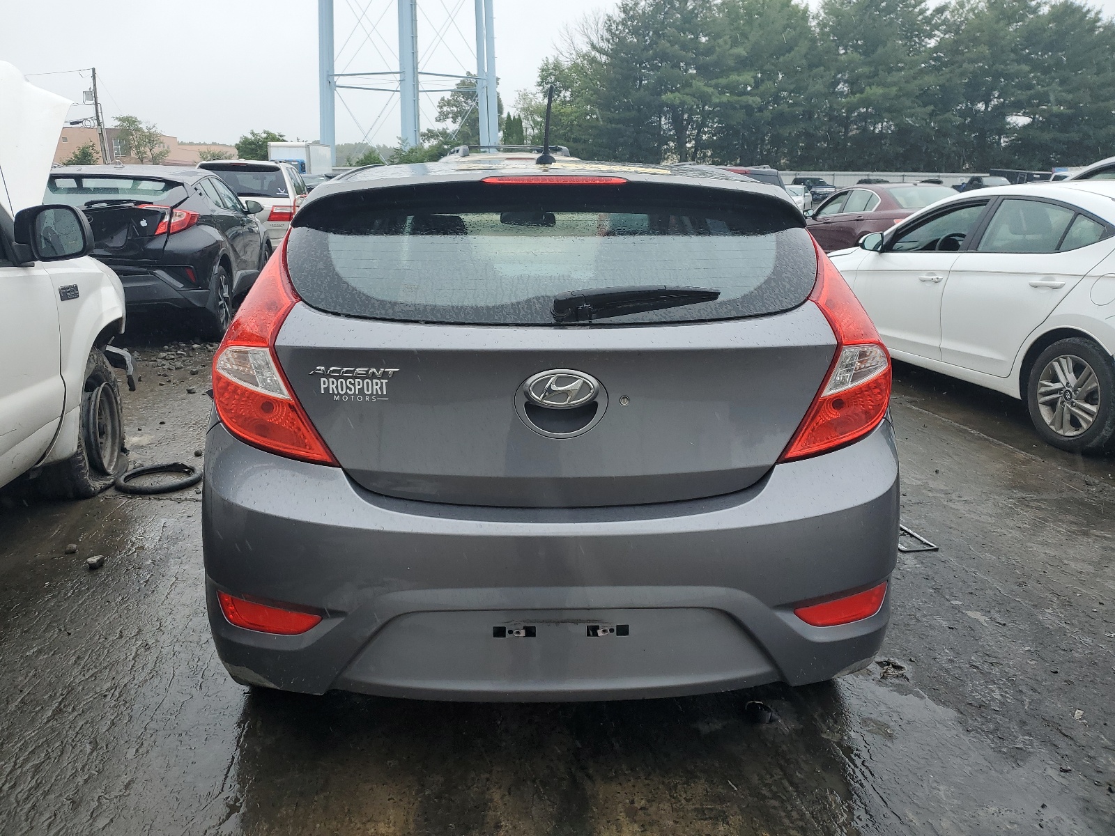 KMHCU5AE2DU138643 2013 Hyundai Accent Gls