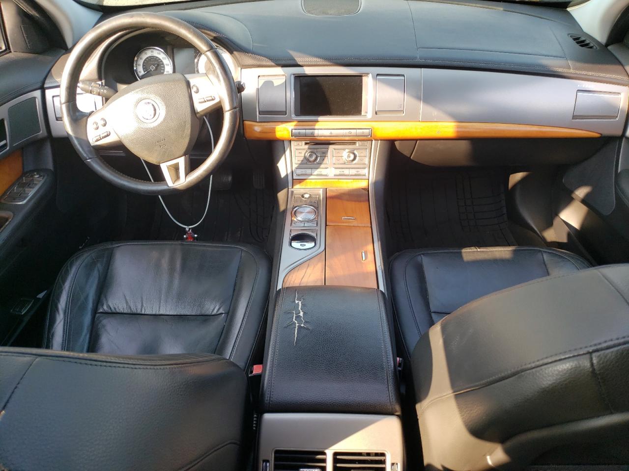 2010 Jaguar Xf Luxury VIN: SAJWA0FA4AHR67822 Lot: 67351934