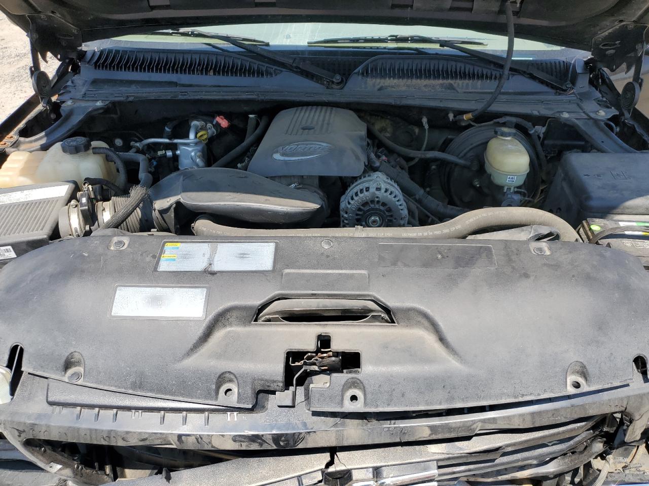 2005 GMC New Sierra K1500 VIN: 2GTEK13T551146823 Lot: 67310404