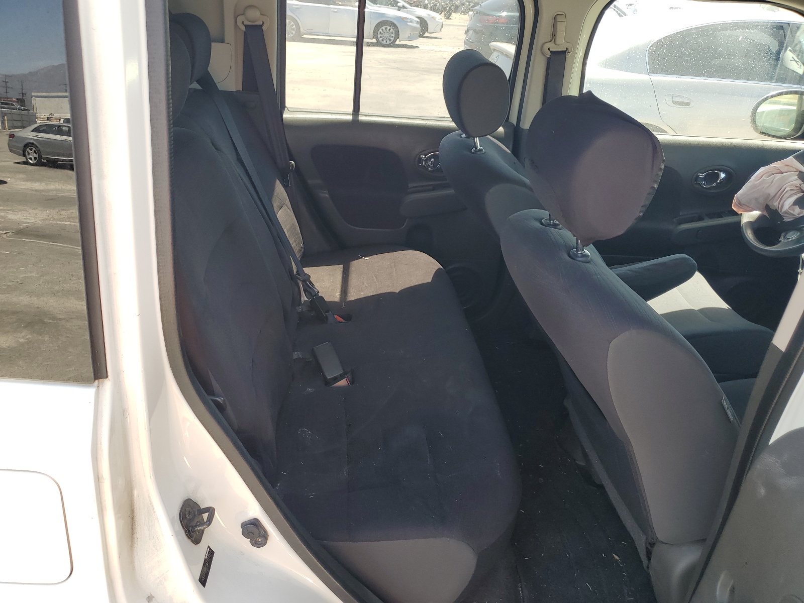 JN8AZ28R19T110337 2009 Nissan Cube Base