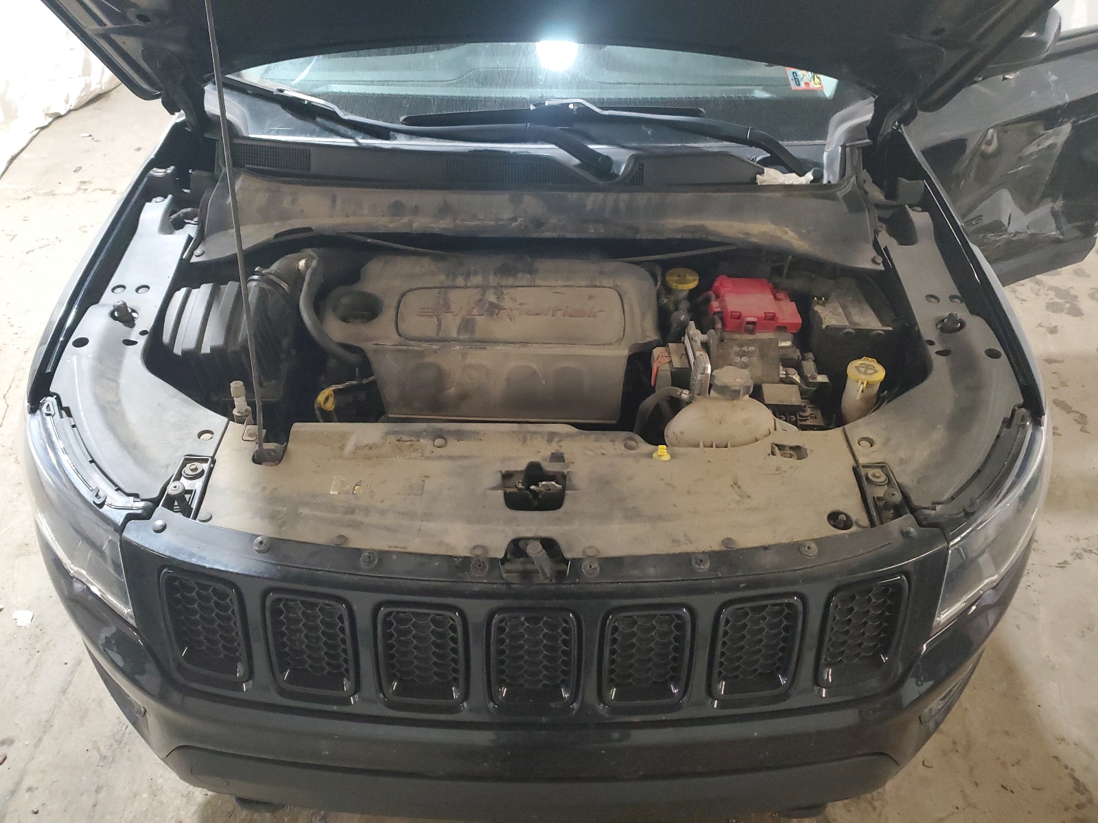 3C4NJDAB4KT846969 2019 Jeep Compass Sport