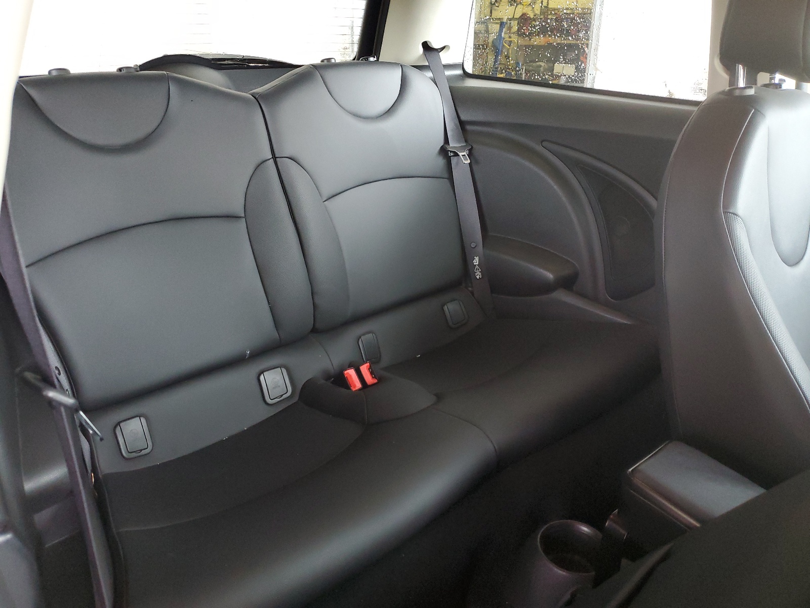 WMWSU3C58BT094326 2011 Mini Cooper