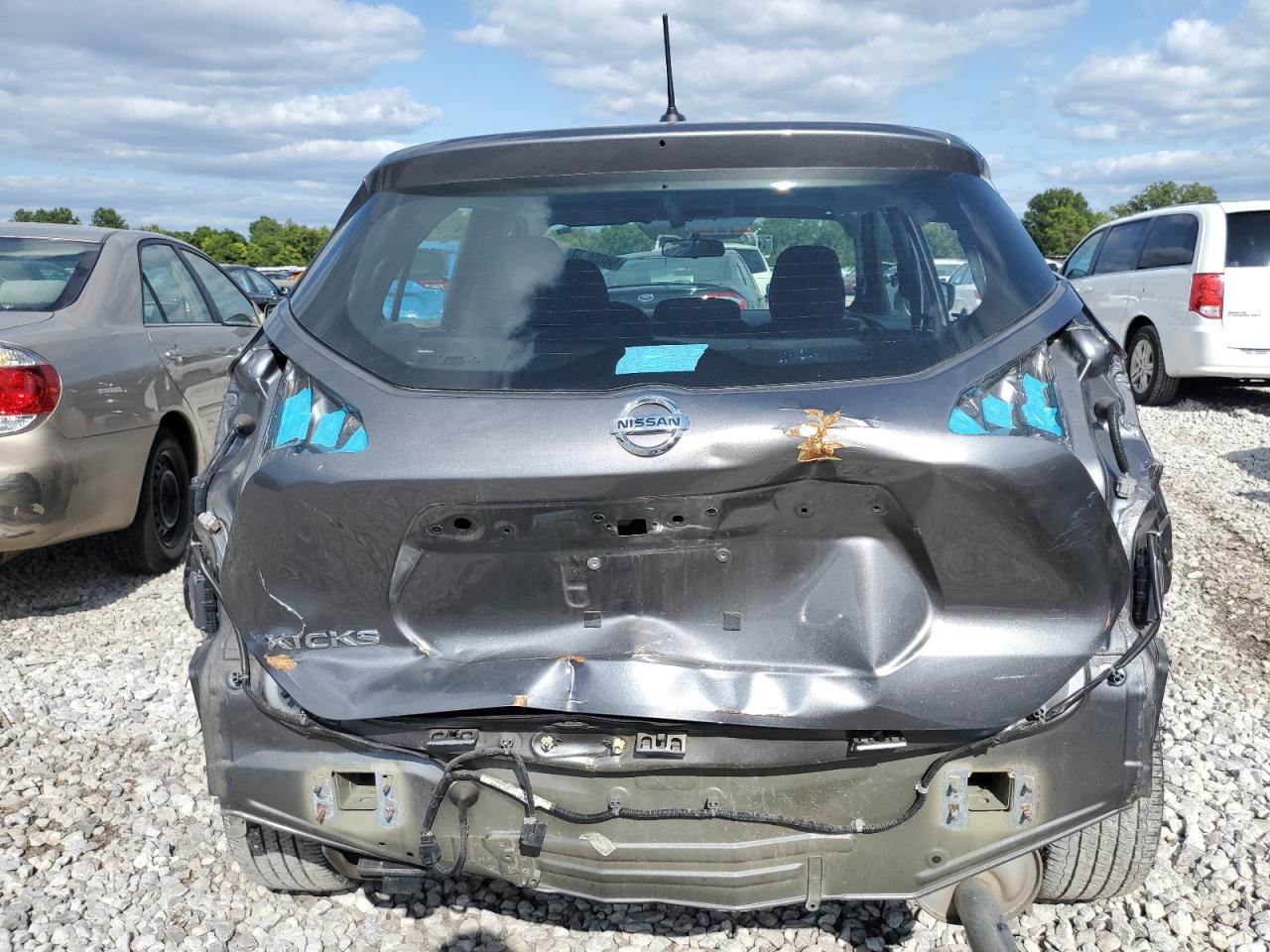 2018 Nissan Kicks S VIN: 3N1CP5CU1JL538864 Lot: 68058374