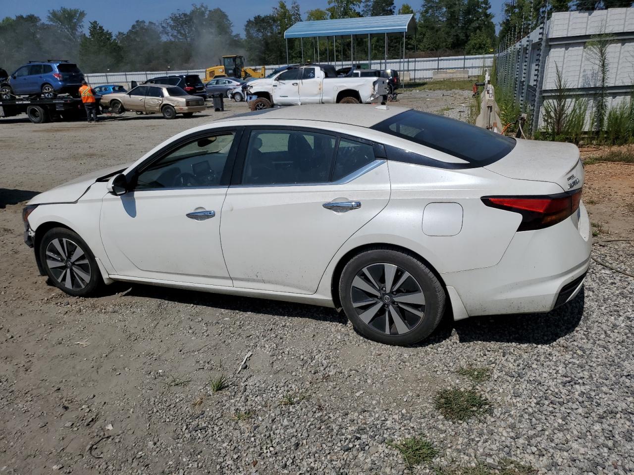 1N4BL4DV3KC139317 2019 NISSAN ALTIMA - Image 2