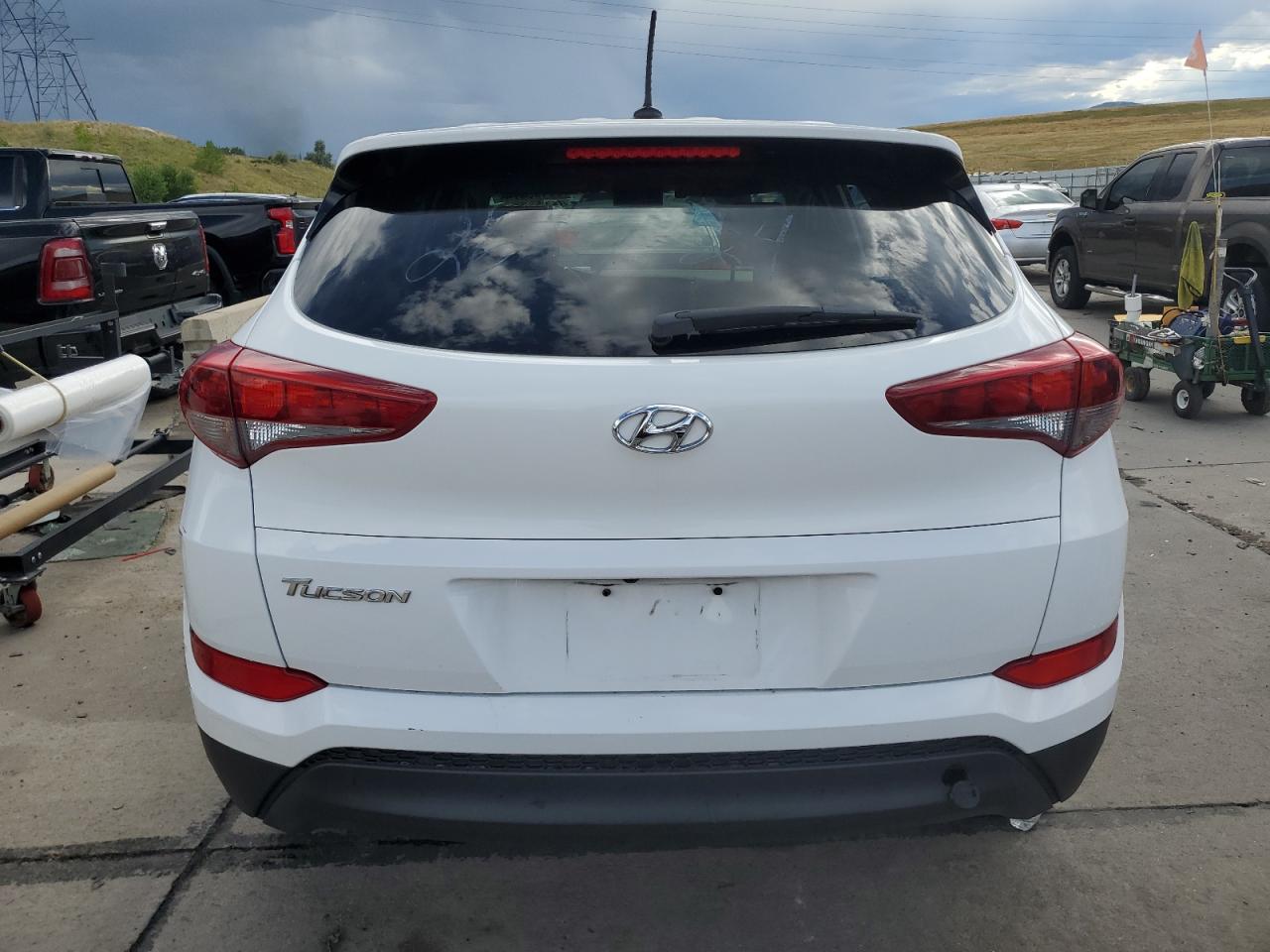 2017 Hyundai Tucson Se VIN: KM8J23A42HU378449 Lot: 68108574