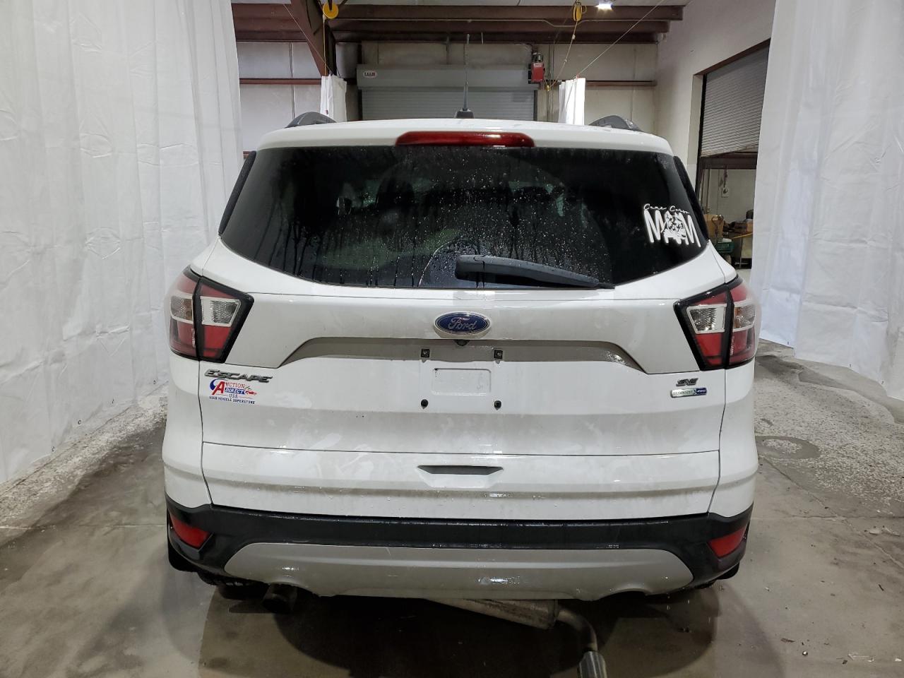 1FMCU9GD8JUA72892 2018 Ford Escape Se