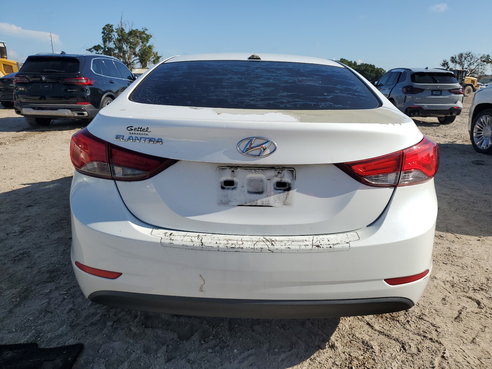 5NPDH4AE8GH721871 2016 Hyundai Elantra Se