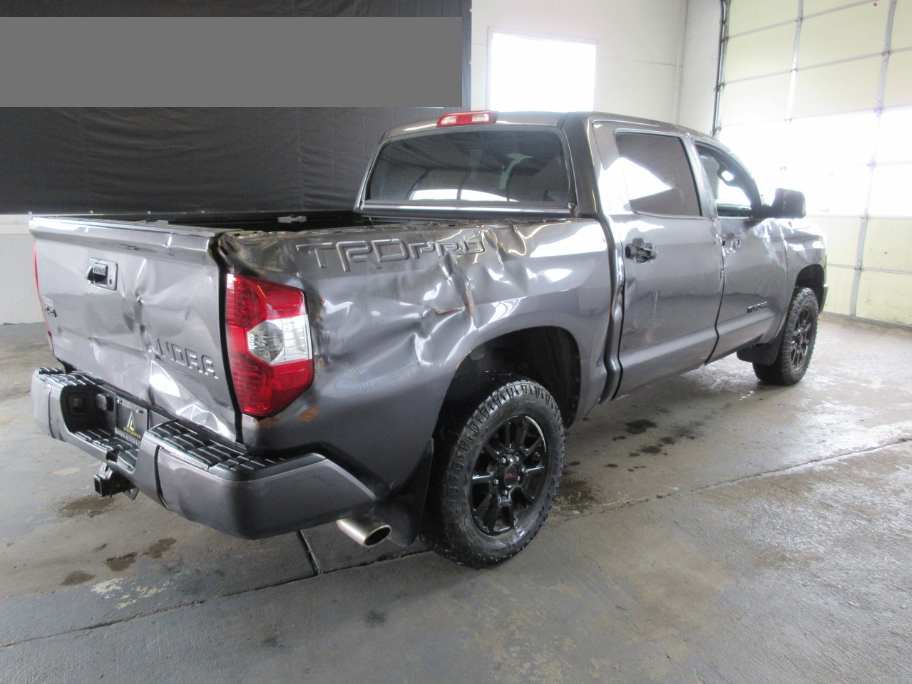 2016 Toyota Tundra Crewmax Sr5 vin: 5TFDW5F1XGX541300